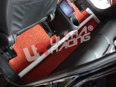 Ultra Racing 2-Point Interior Brace (UR-RO2-205A)