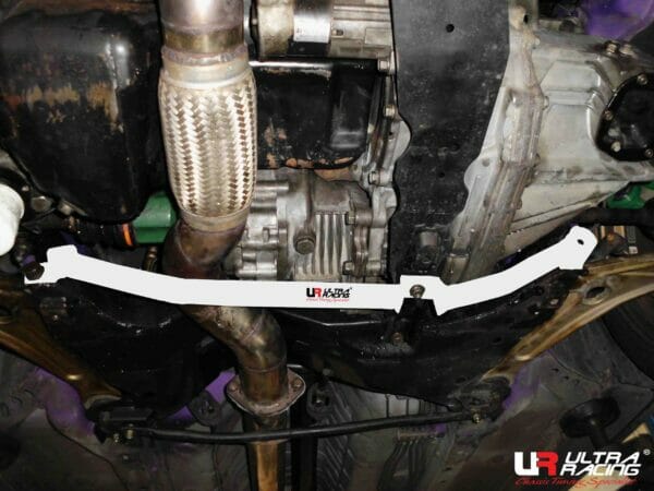 Ultra Racing 3-Point Front Lower Brace (UR-LA3-3184)