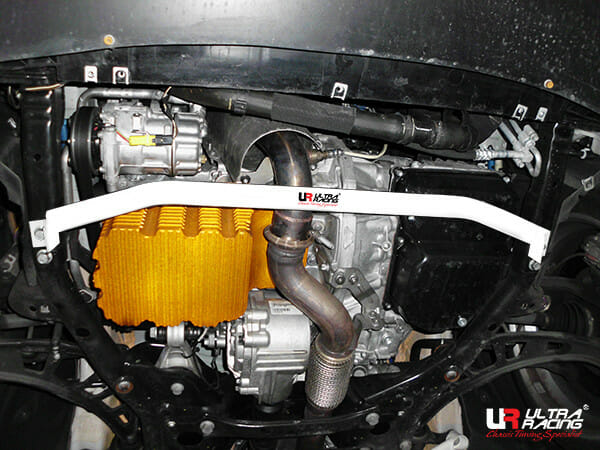Ultra Racing 2-Point Front Lower Brace (URTW-LA2-2937)